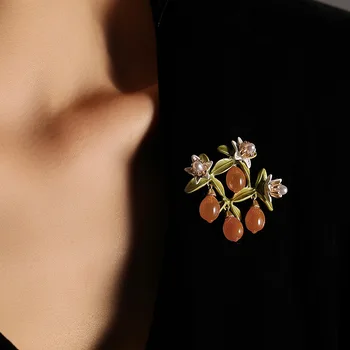 אופנה מעולה Crsytal כתום סיכות יצירתי מזוגג הסיכה וינטג 'צמח סדרה Pin גברים